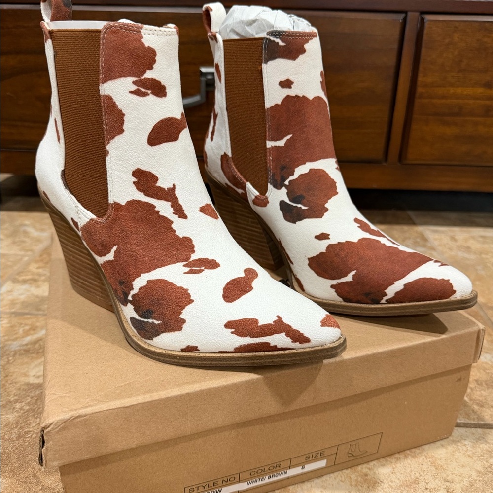 Stylish Cow Print Heeled Boots